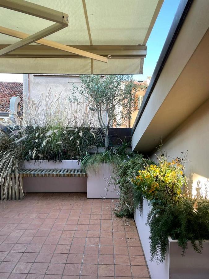 Apartamento La Terrazza Sull'Arena Verona Exterior foto