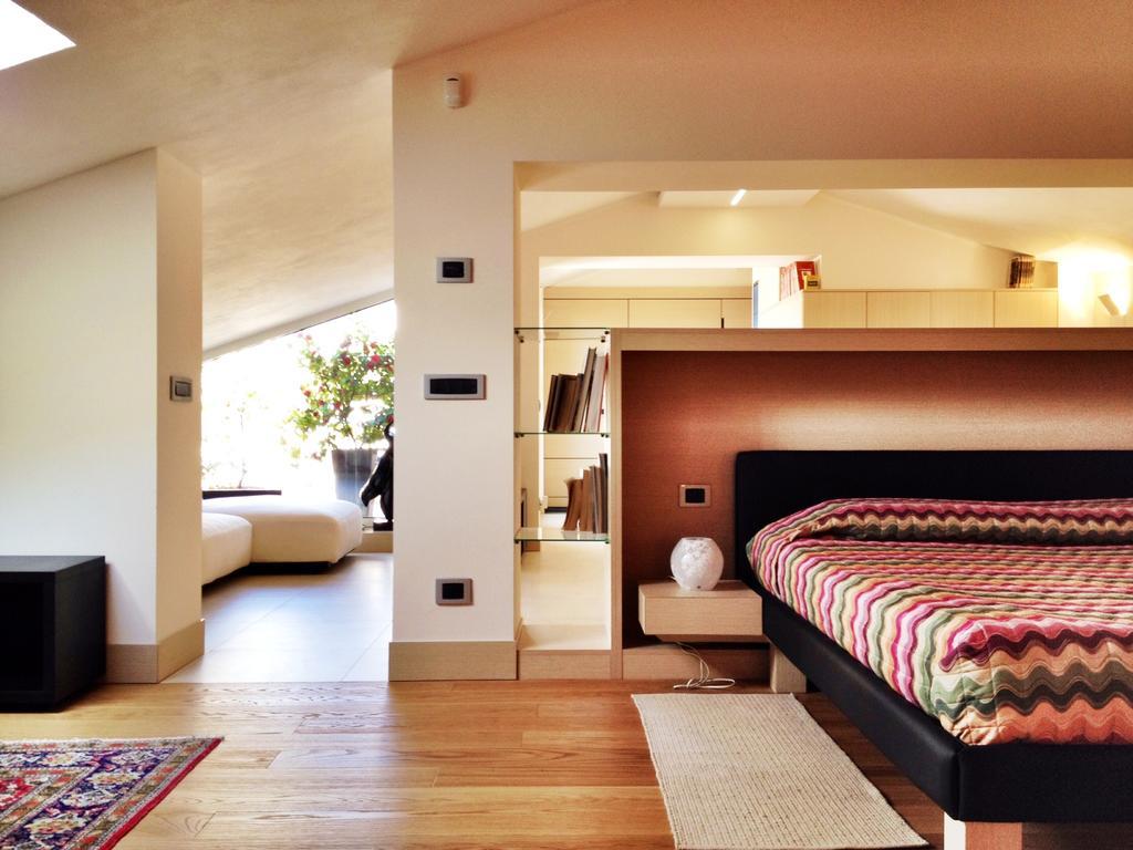 Apartamento La Terrazza Sull'Arena Verona Habitación foto