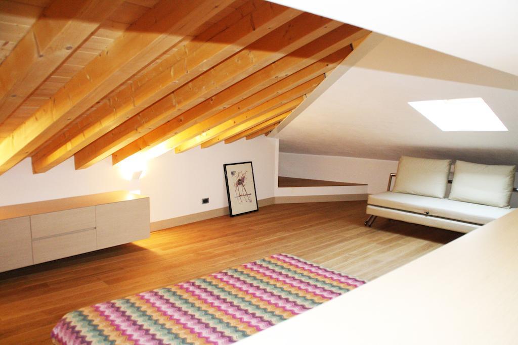 Apartamento La Terrazza Sull'Arena Verona Habitación foto